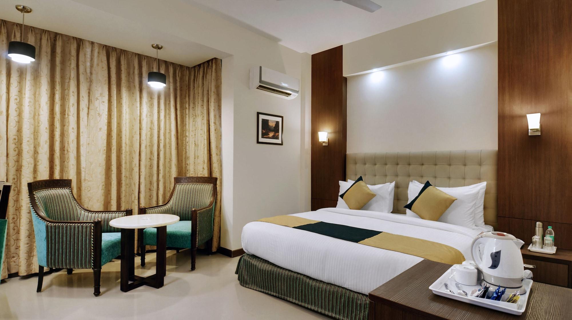 The Pamposh Hotel New Delhi Extérieur photo